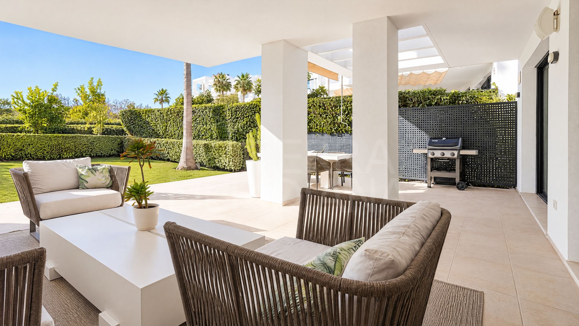 Ground Floor Apartment in Atalaya, Estepona