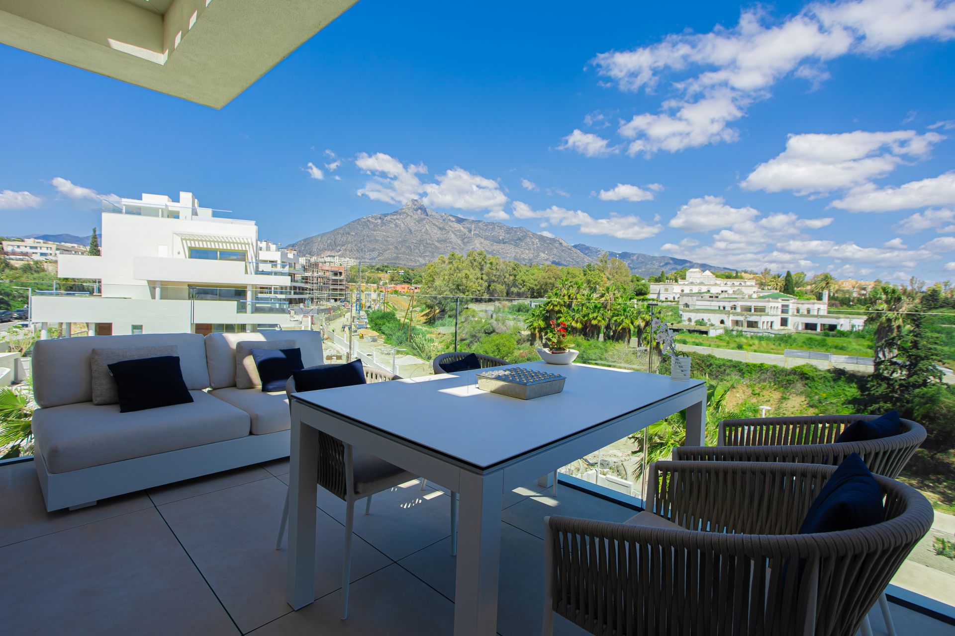 Penthouse in Benalús, Marbella
