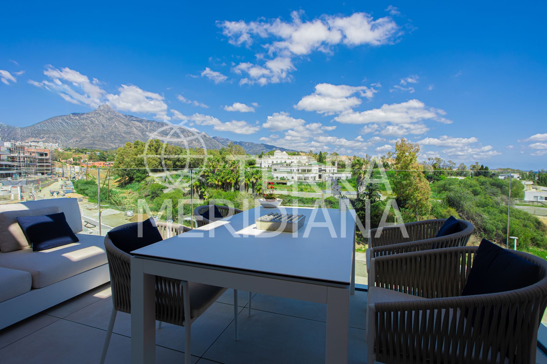 Penthouse in Benalús, Marbella