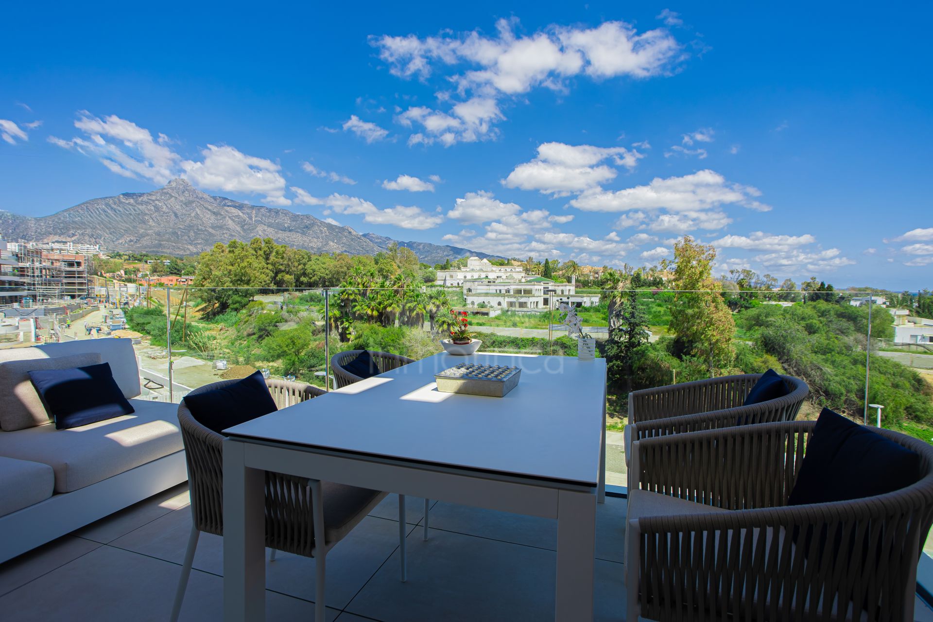 Penthouse in Benalús, Marbella