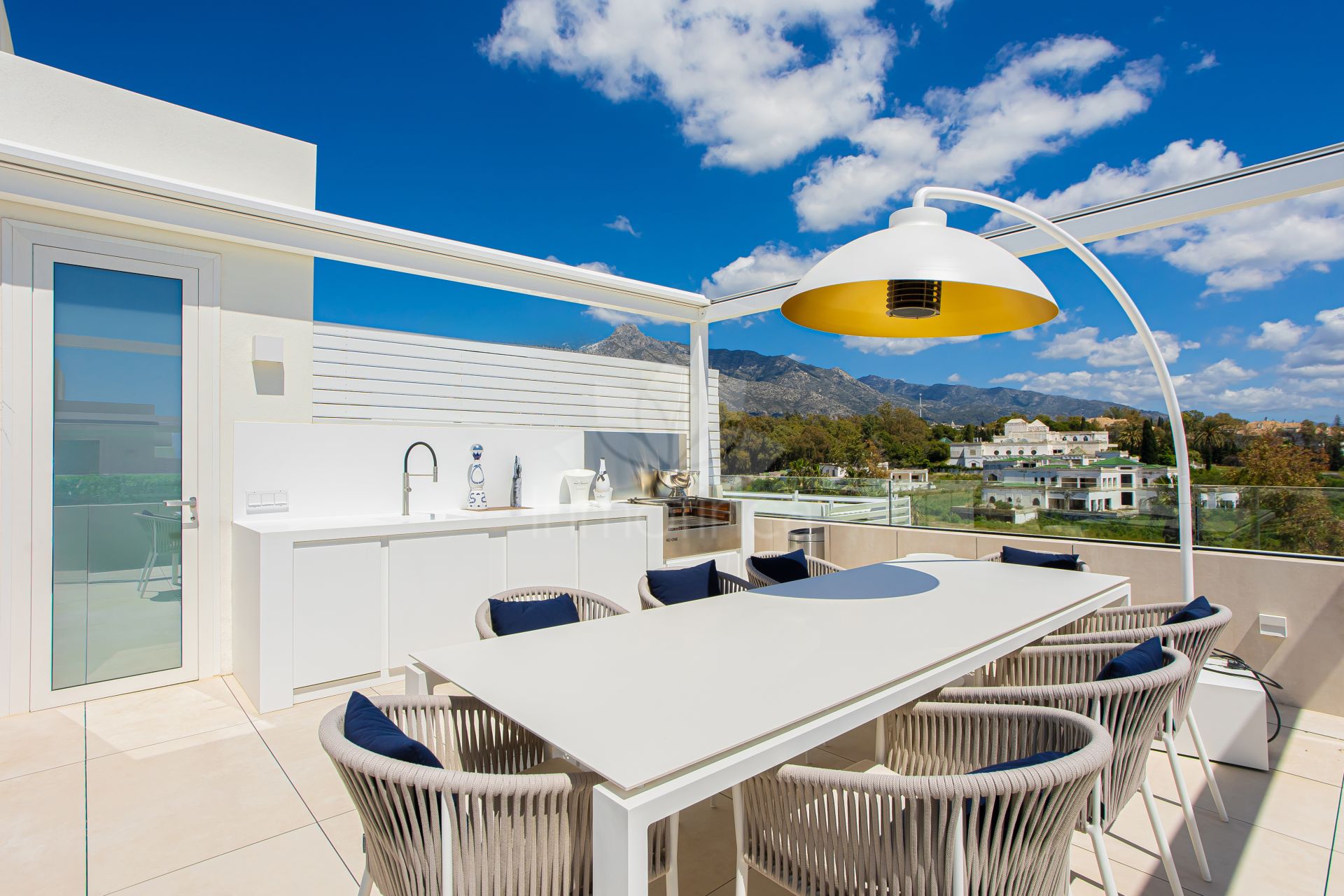 Penthouse in Benalús, Marbella
