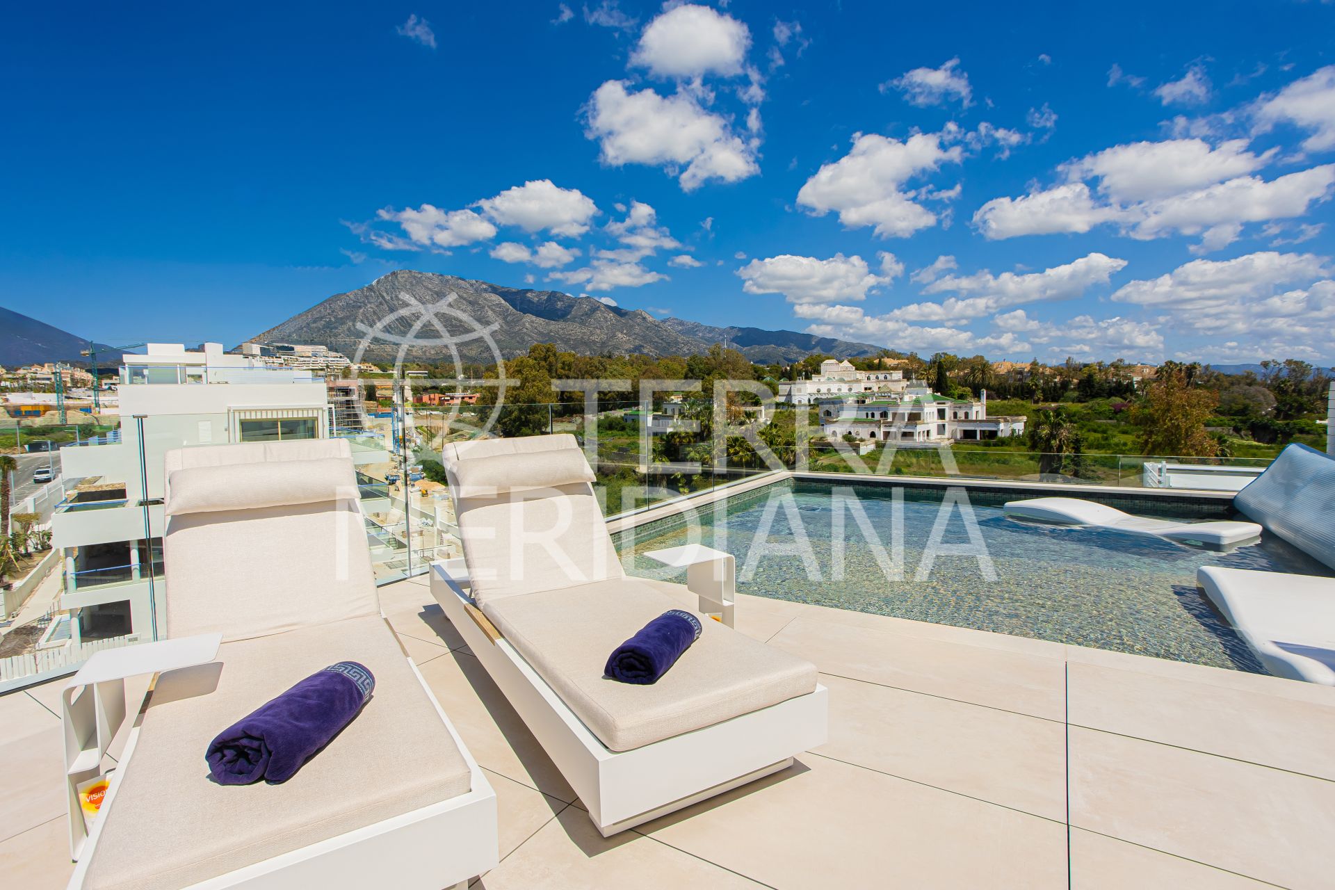 Penthouse in Benalús, Marbella