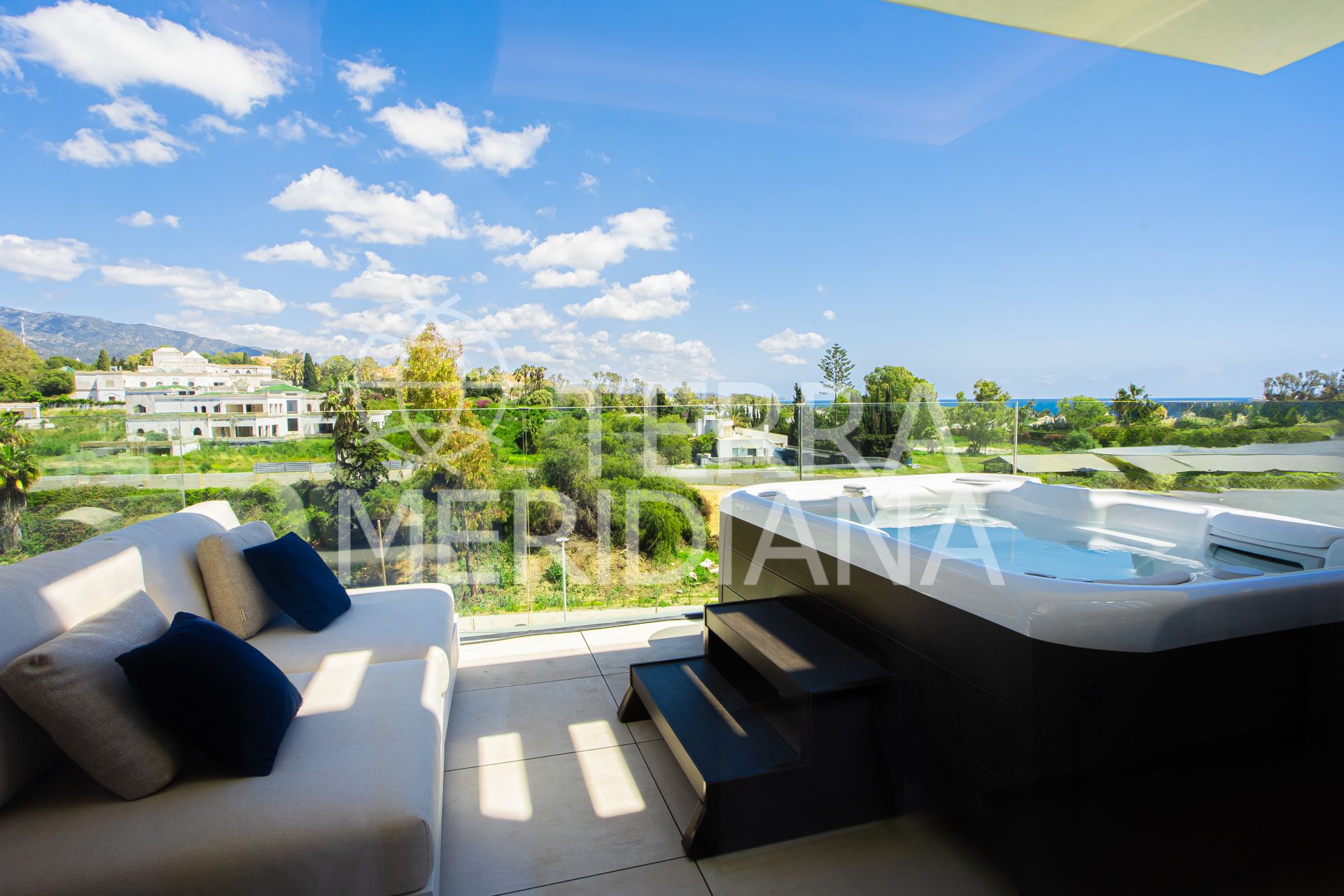 Penthouse in Benalús, Marbella