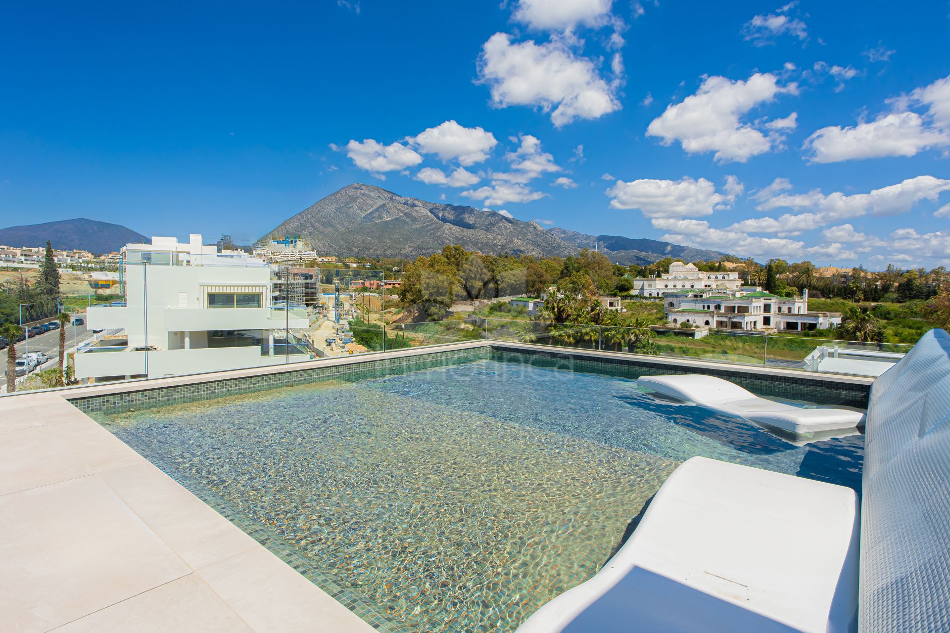 Penthouse in Benalús, Marbella
