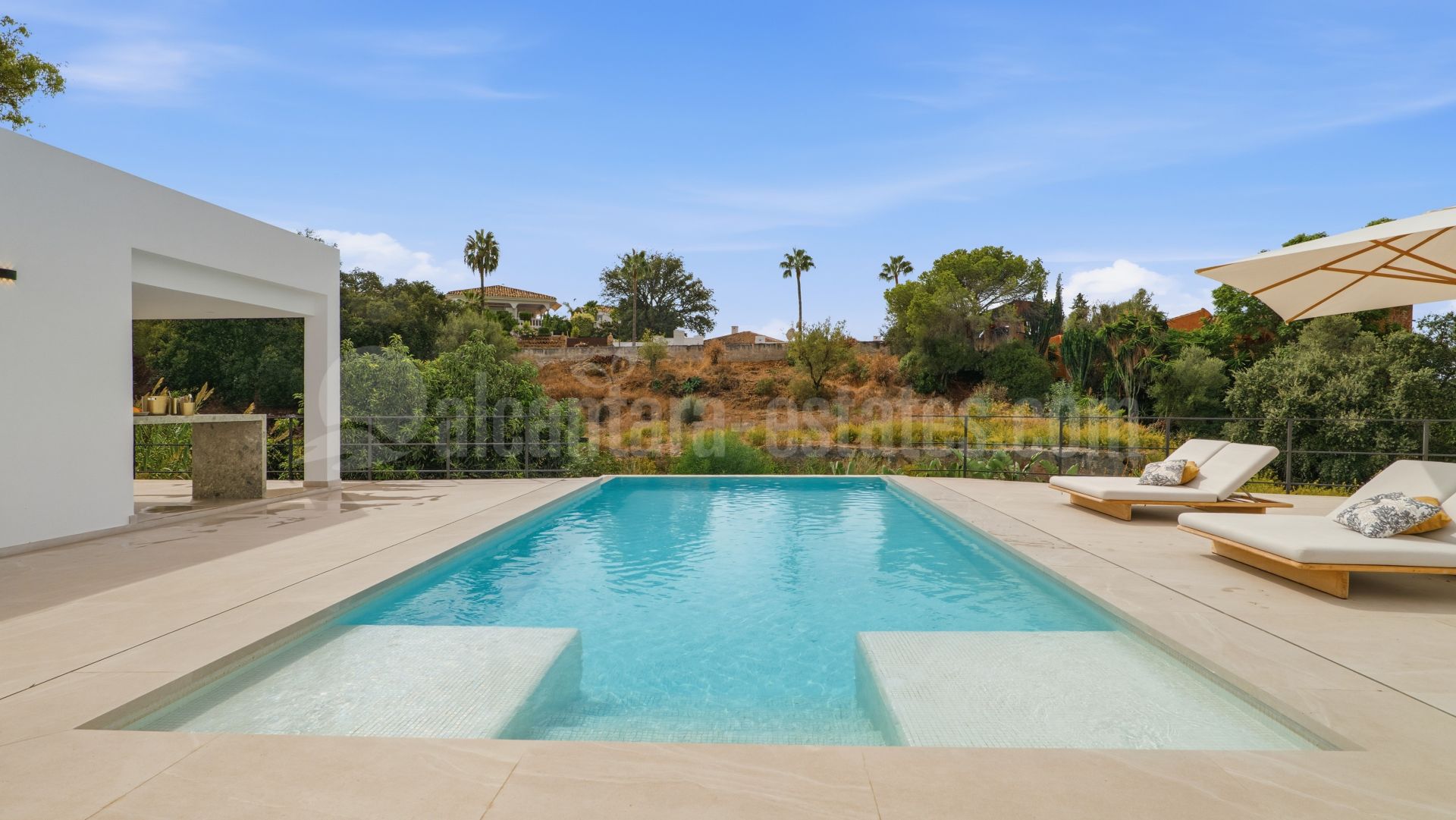 Villa en El Rosario, Marbella