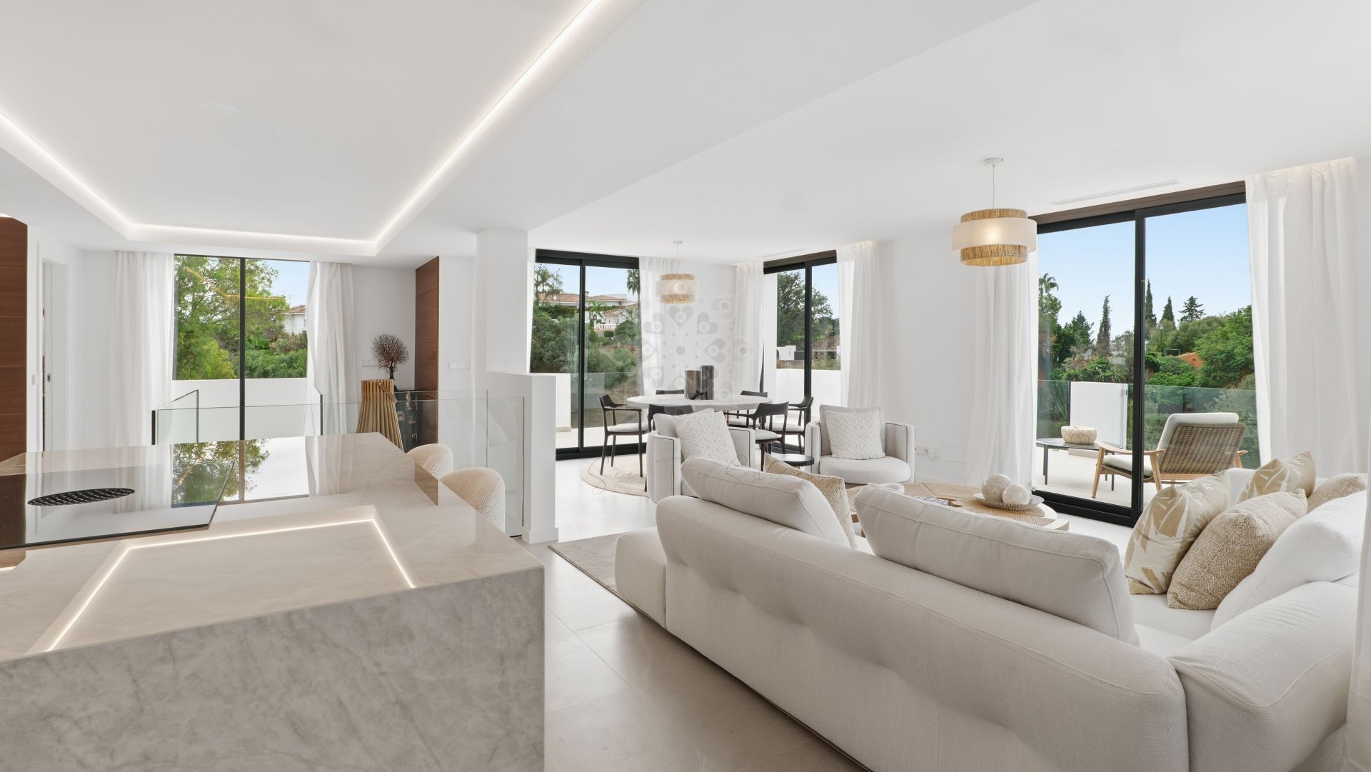 Villa in El Rosario, Marbella