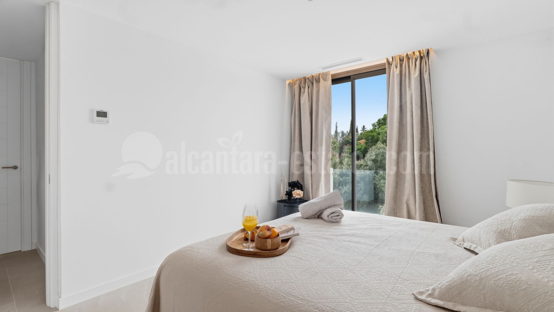 Villa en El Rosario, Marbella