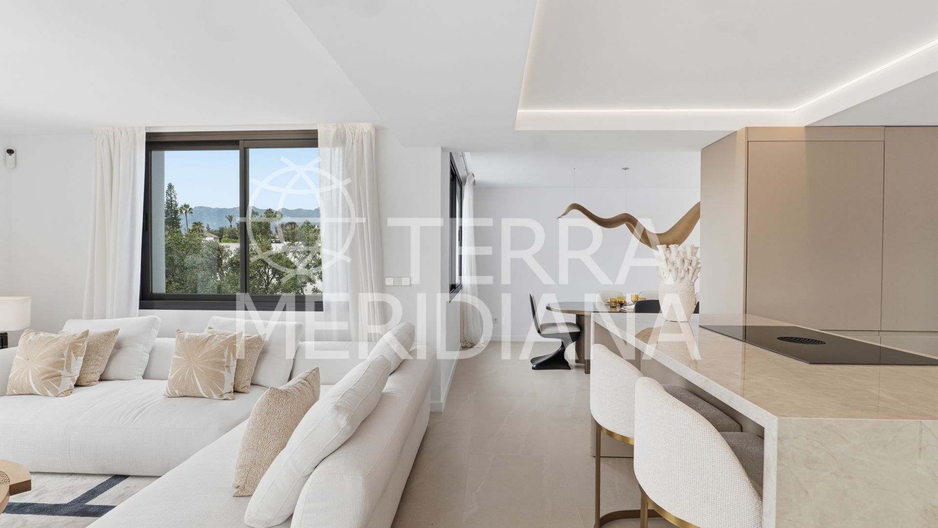 Villa in El Rosario, Marbella