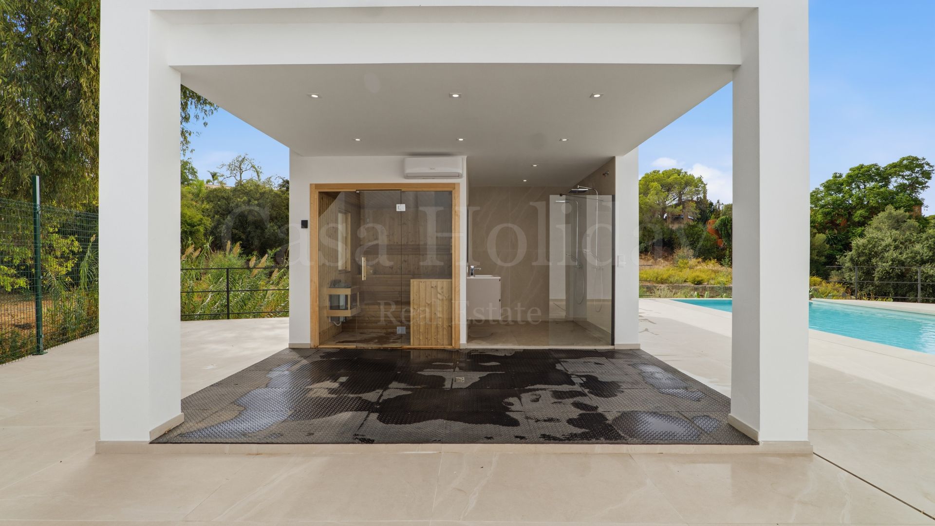 Villa in El Rosario, Marbella