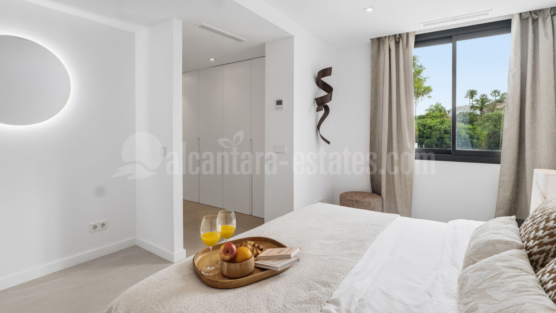 Villa en El Rosario, Marbella