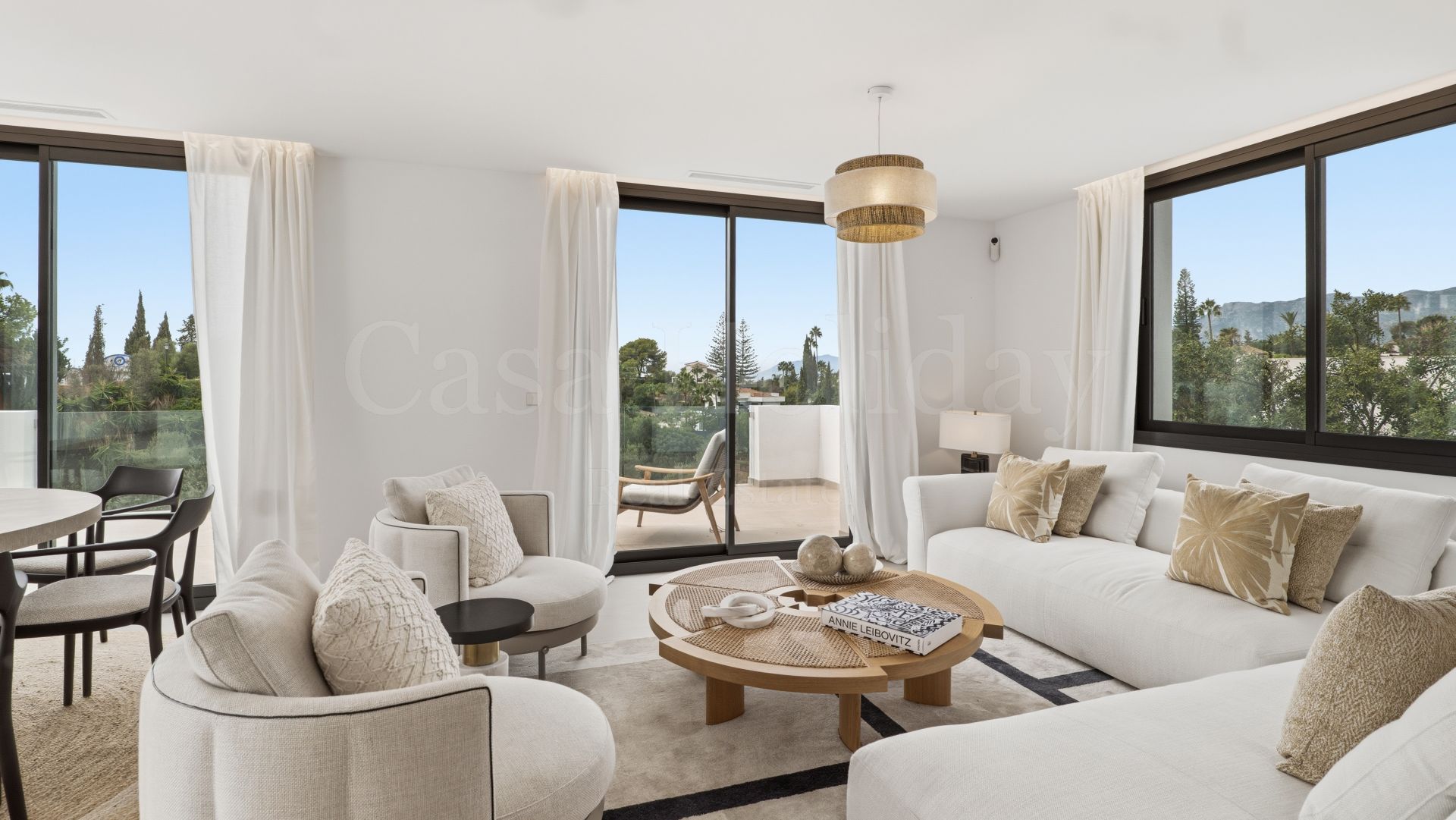 Villa in El Rosario, Marbella