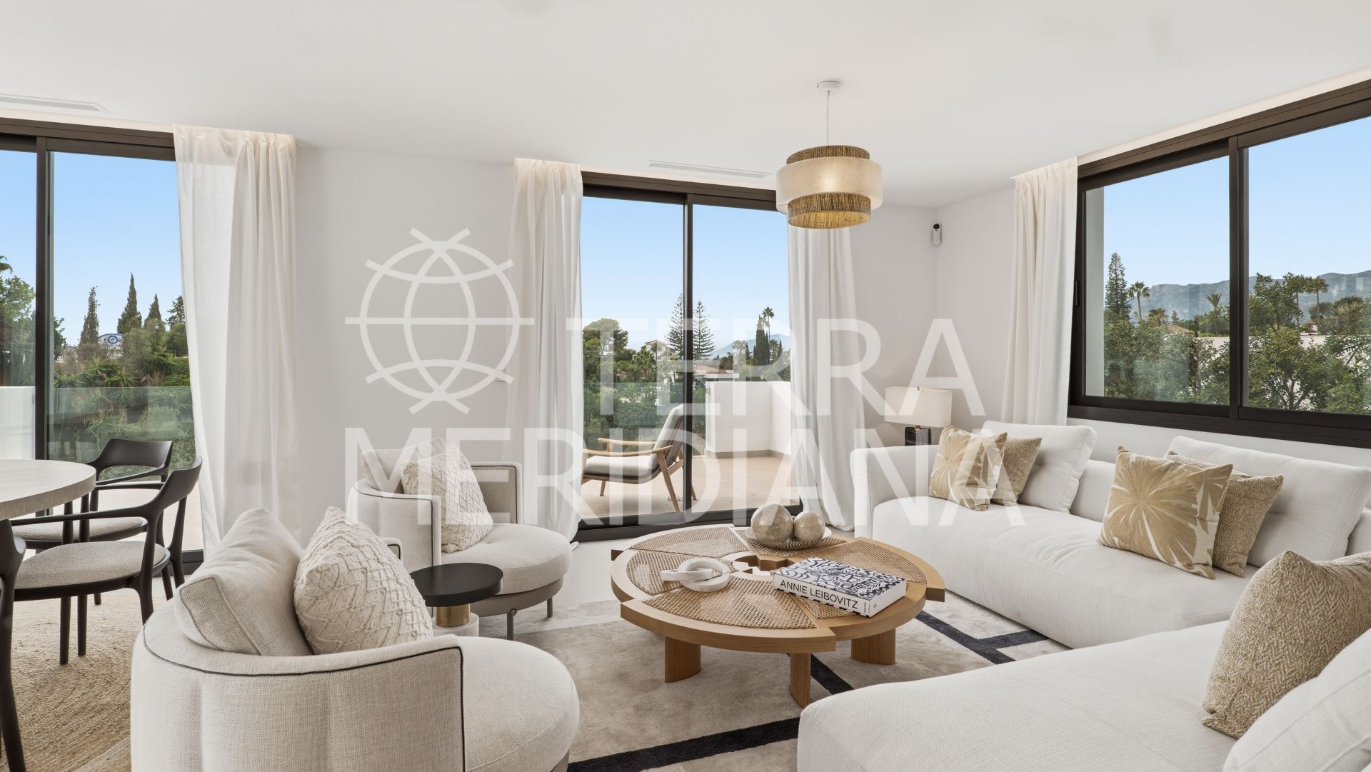 Villa in El Rosario, Marbella