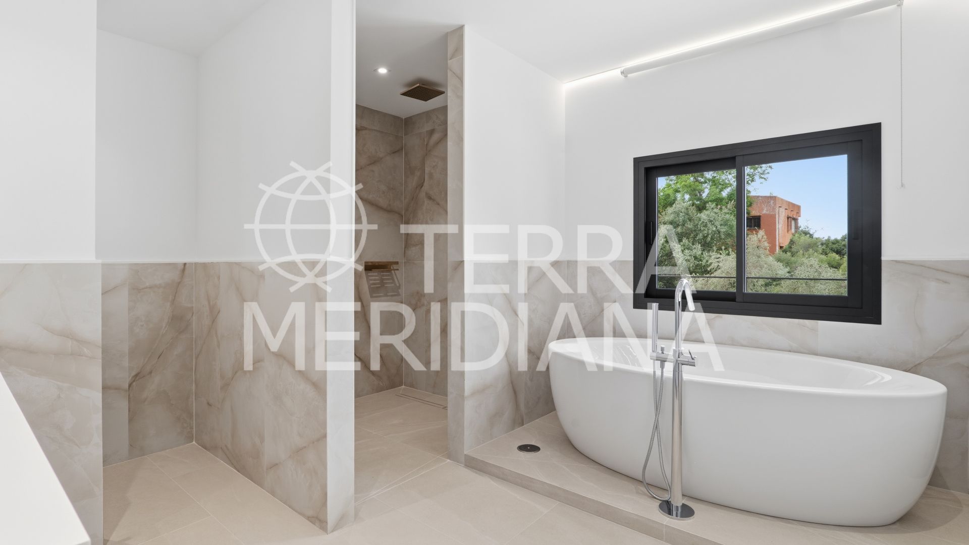 Villa in El Rosario, Marbella