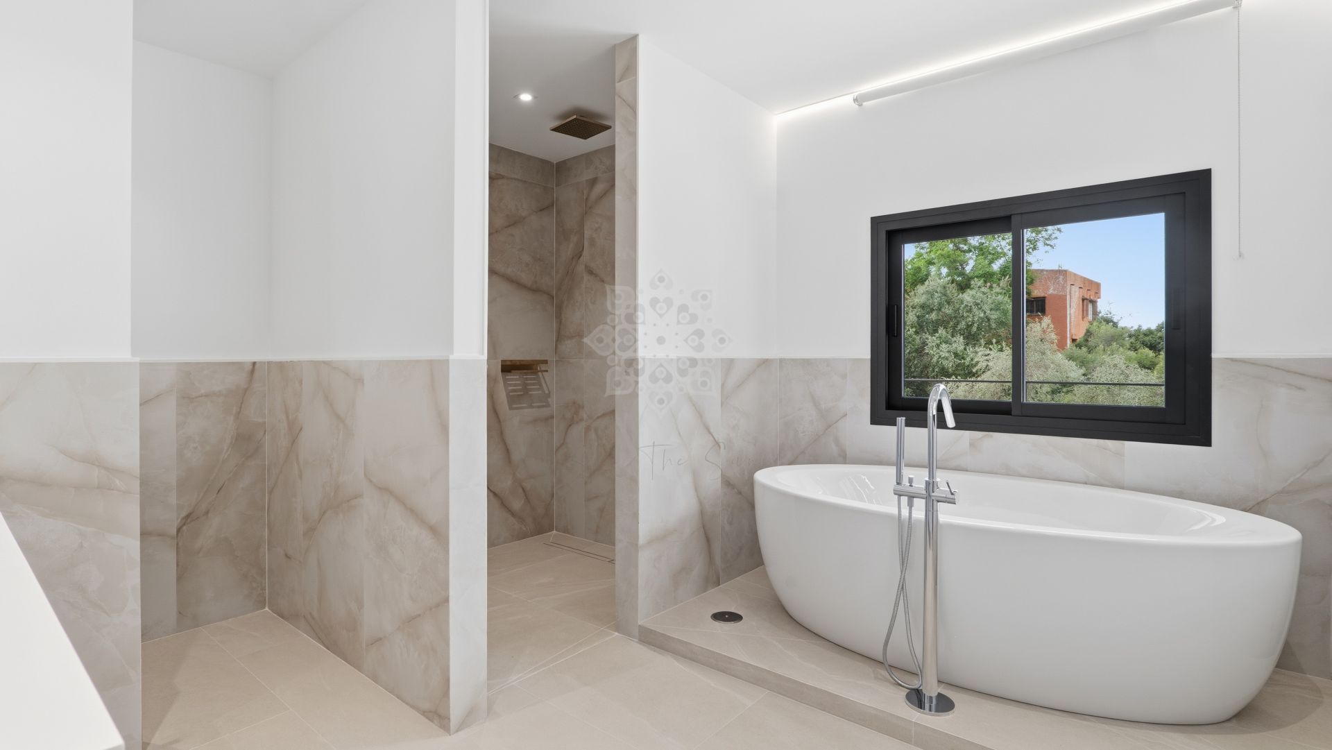 Villa in El Rosario, Marbella
