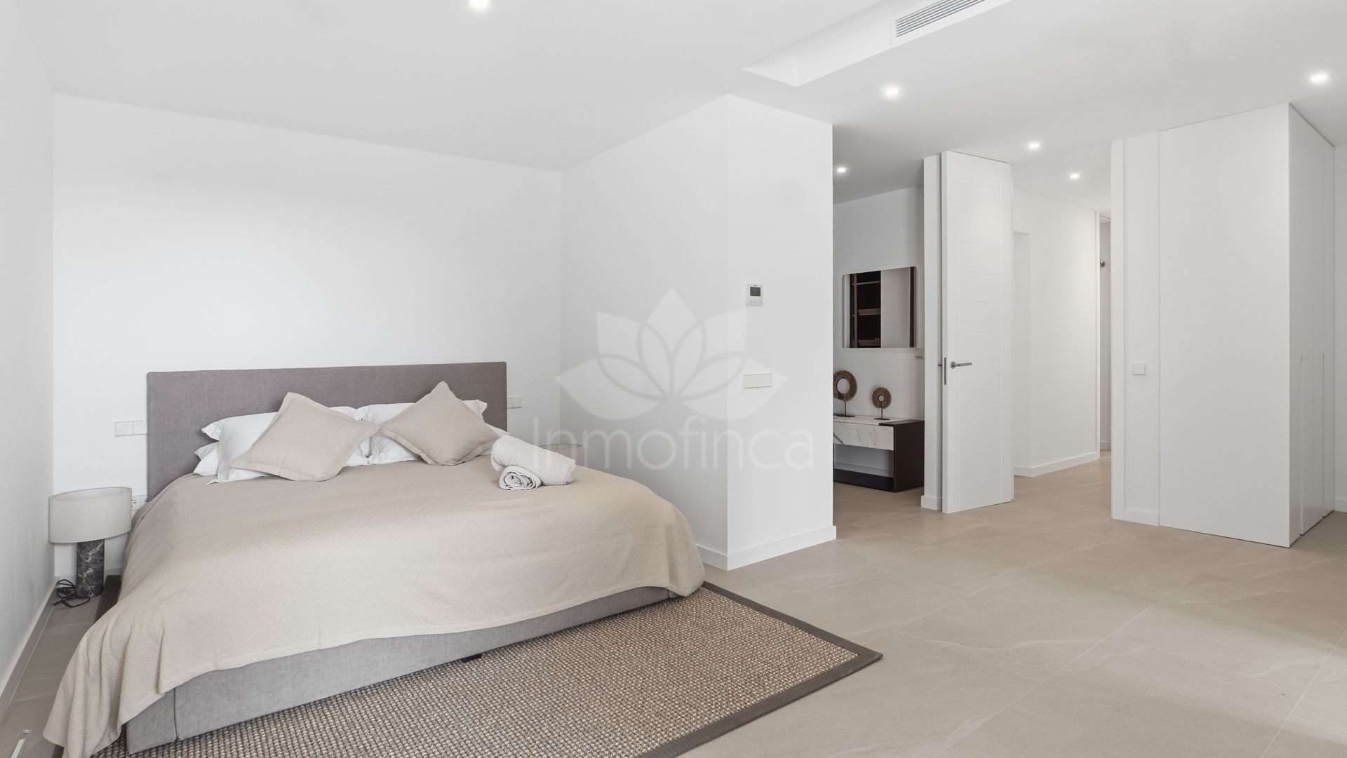Villa in El Rosario, Marbella