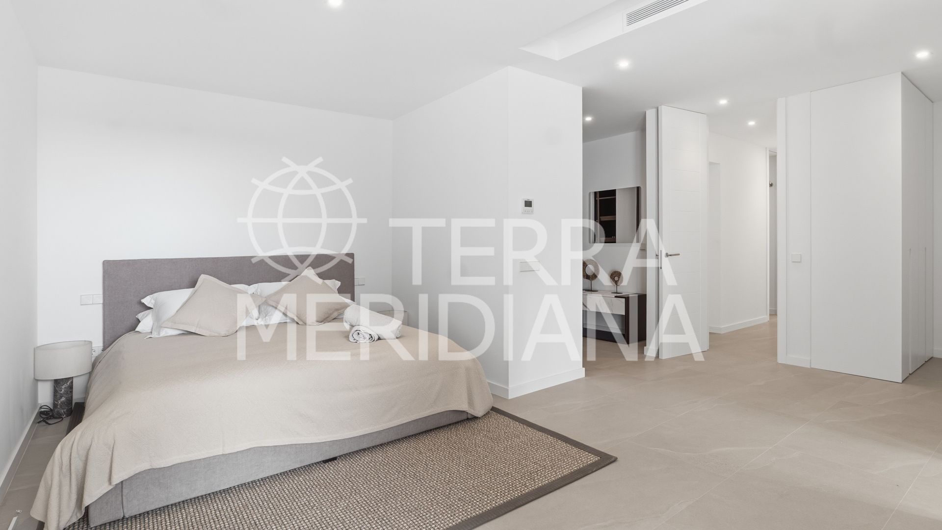 Villa in El Rosario, Marbella