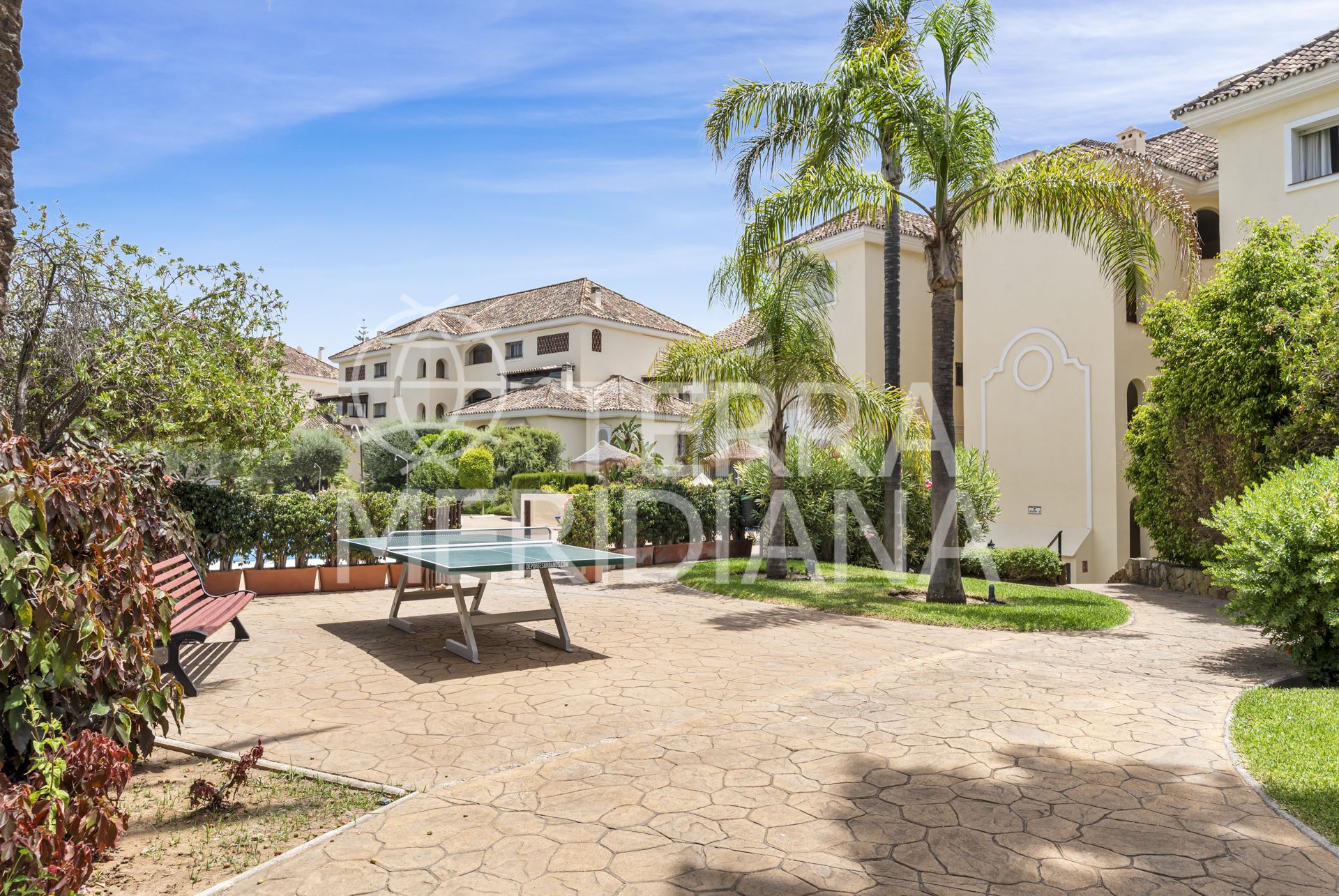 Ground Floor Apartment in Bahia de Marbella, Marbella