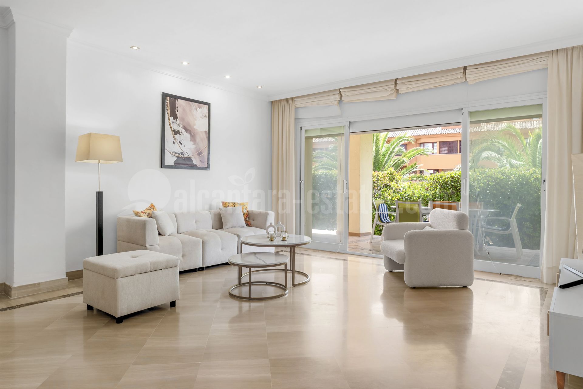 Ground Floor Apartment in Bahia de Marbella, Marbella