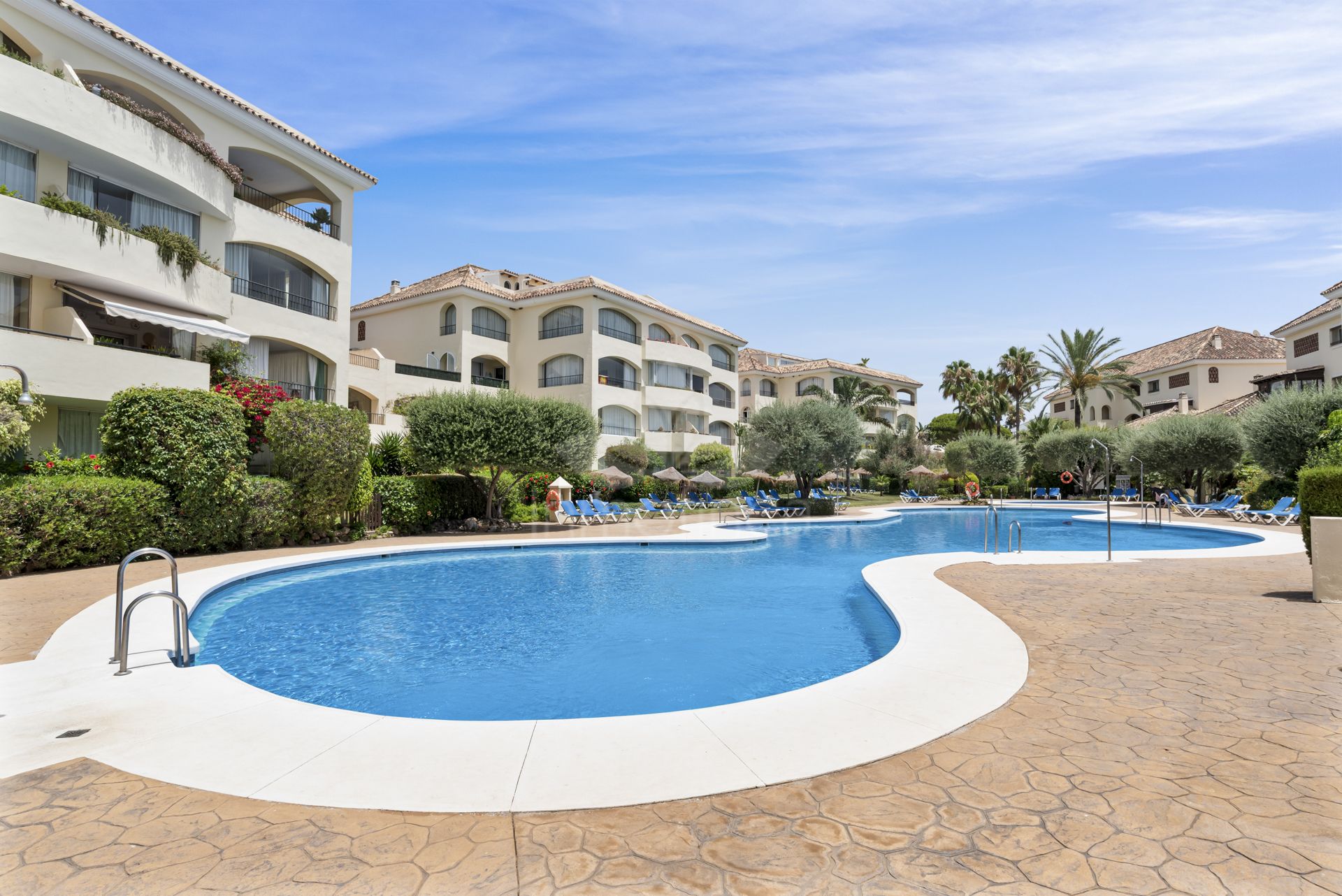 Ground Floor Apartment in Bahia de Marbella, Marbella