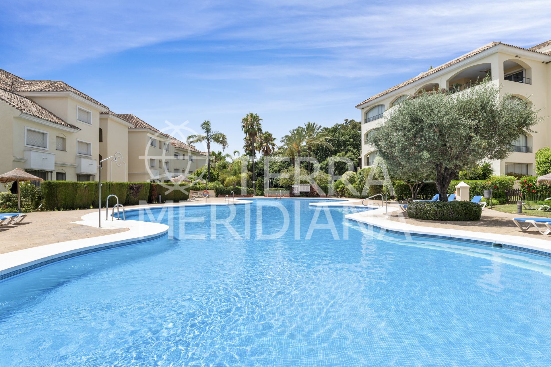 Ground Floor Apartment in Bahia de Marbella, Marbella