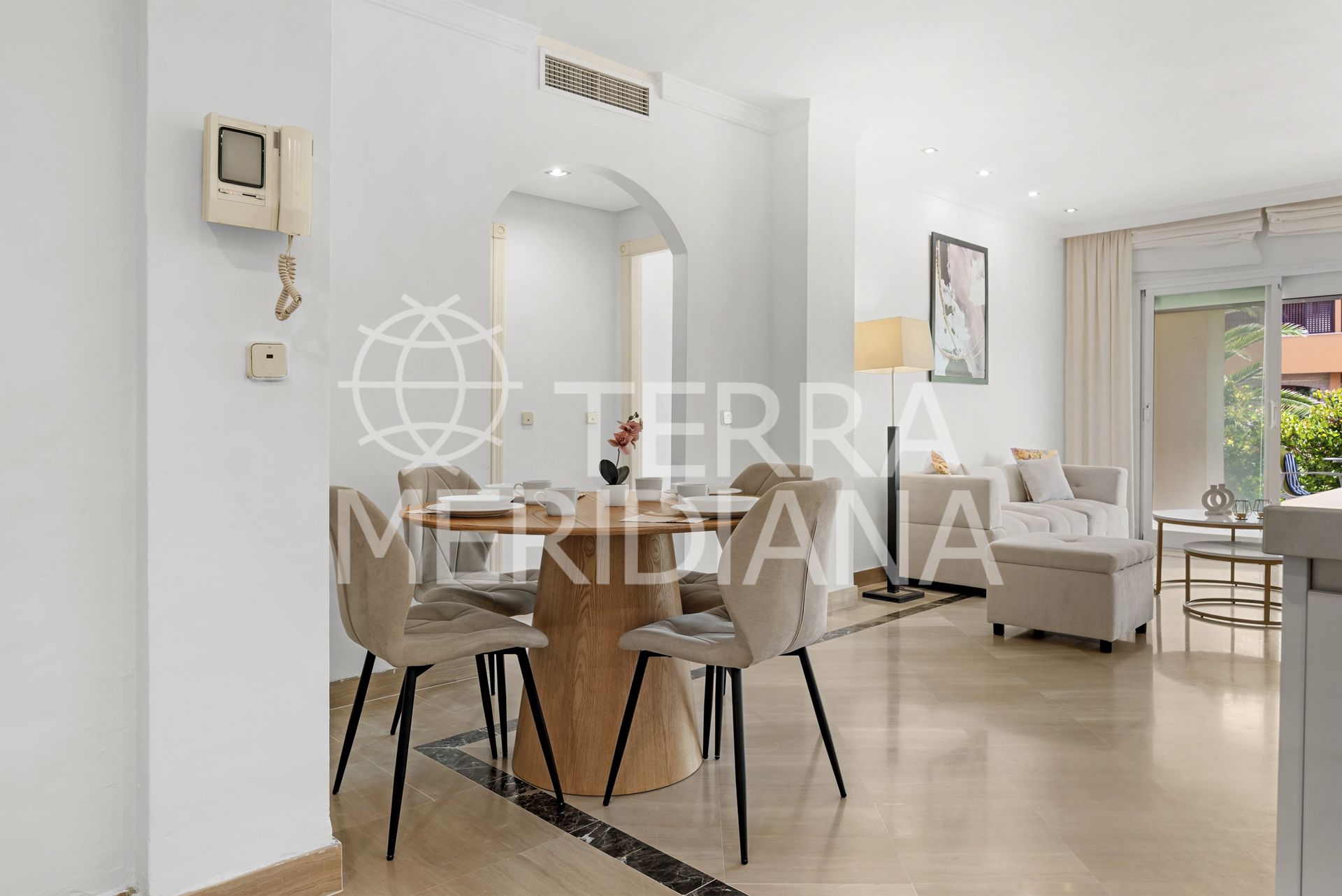 Ground Floor Apartment in Bahia de Marbella, Marbella