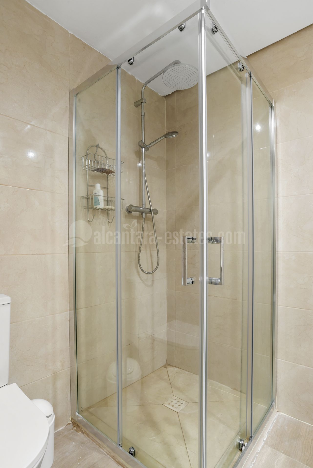 Ground Floor Apartment in Bahia de Marbella, Marbella