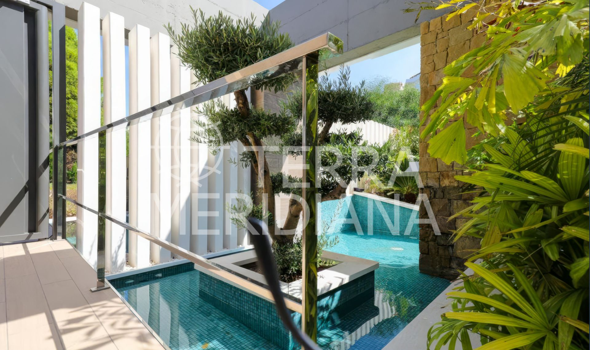 Apartment in Royal Banús, Marbella