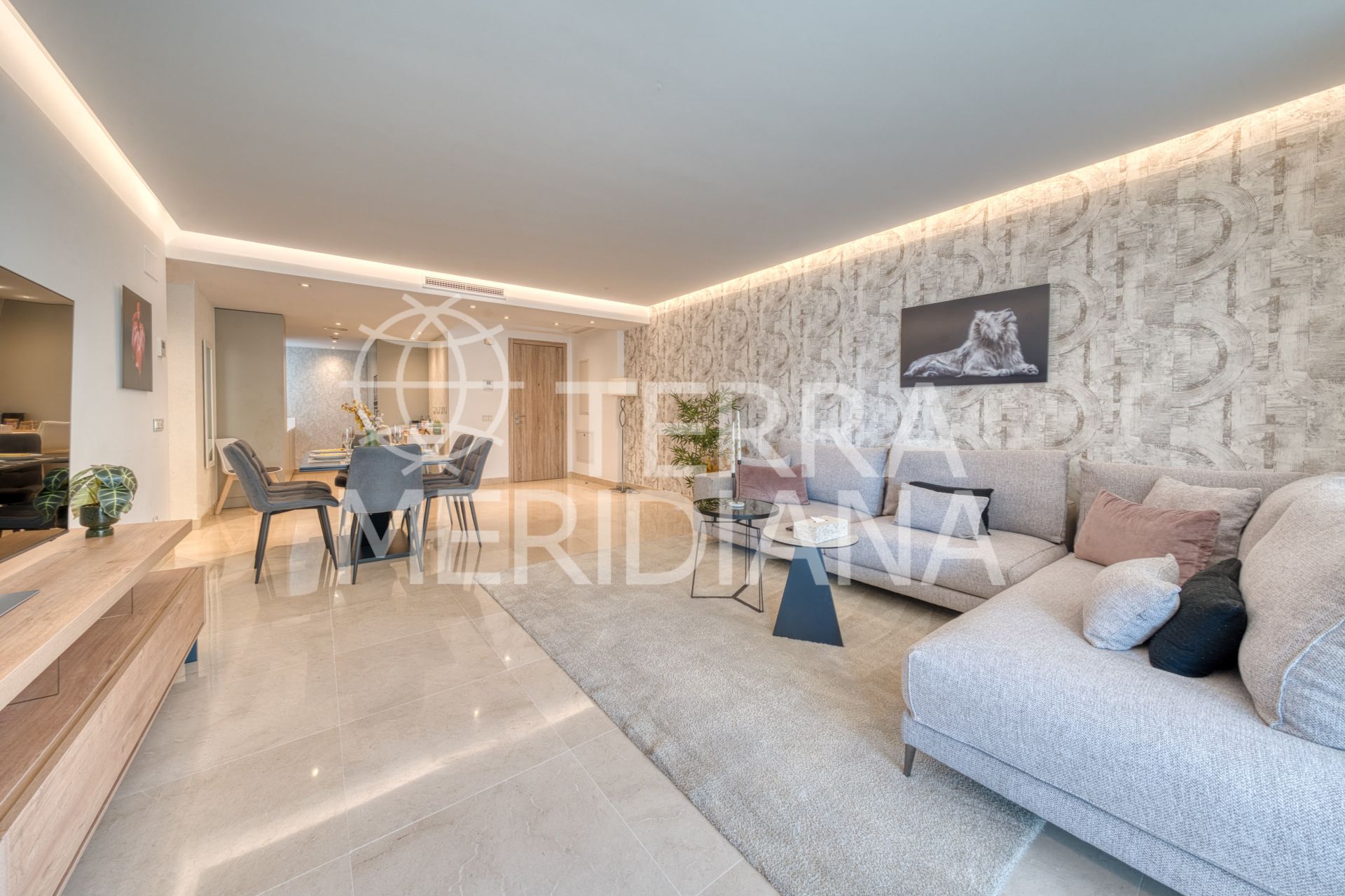 Apartment in Royal Banús, Marbella