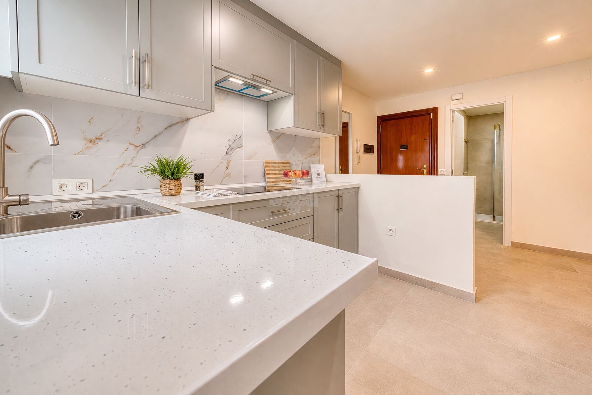 Apartamento en Nueva Andalucia, Marbella