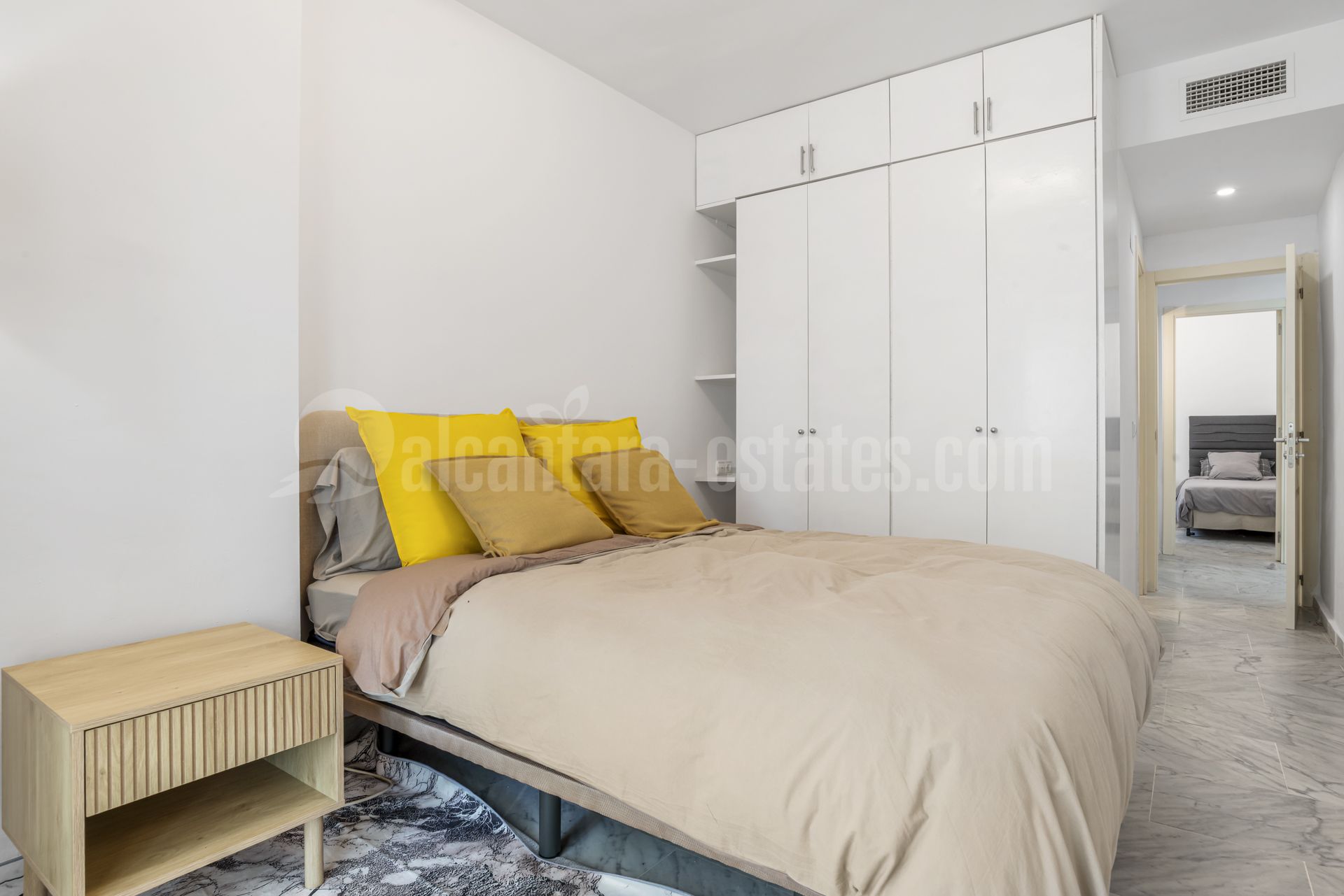 Ground Floor Apartment in Bahia de Marbella, Marbella