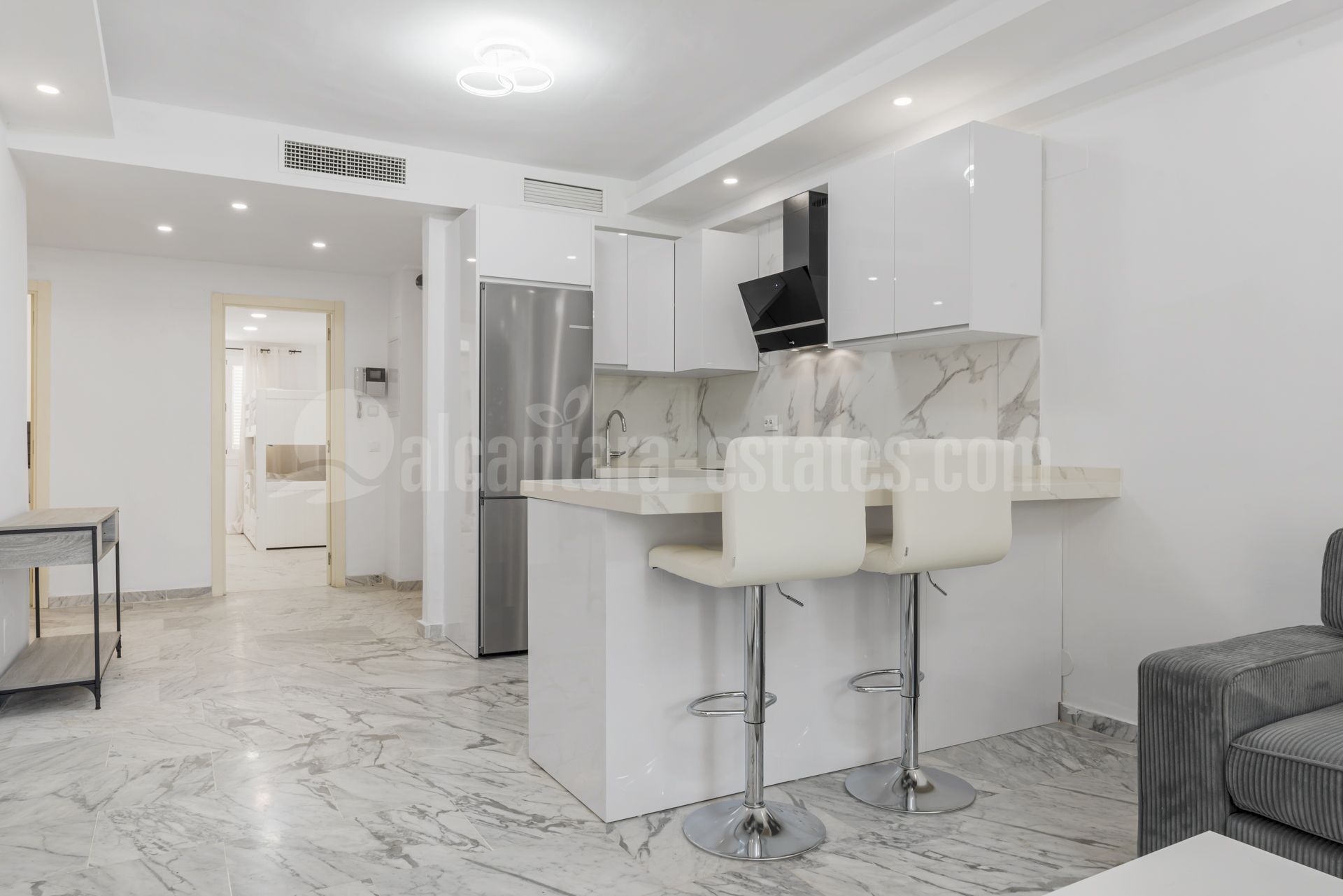Ground Floor Apartment in Bahia de Marbella, Marbella