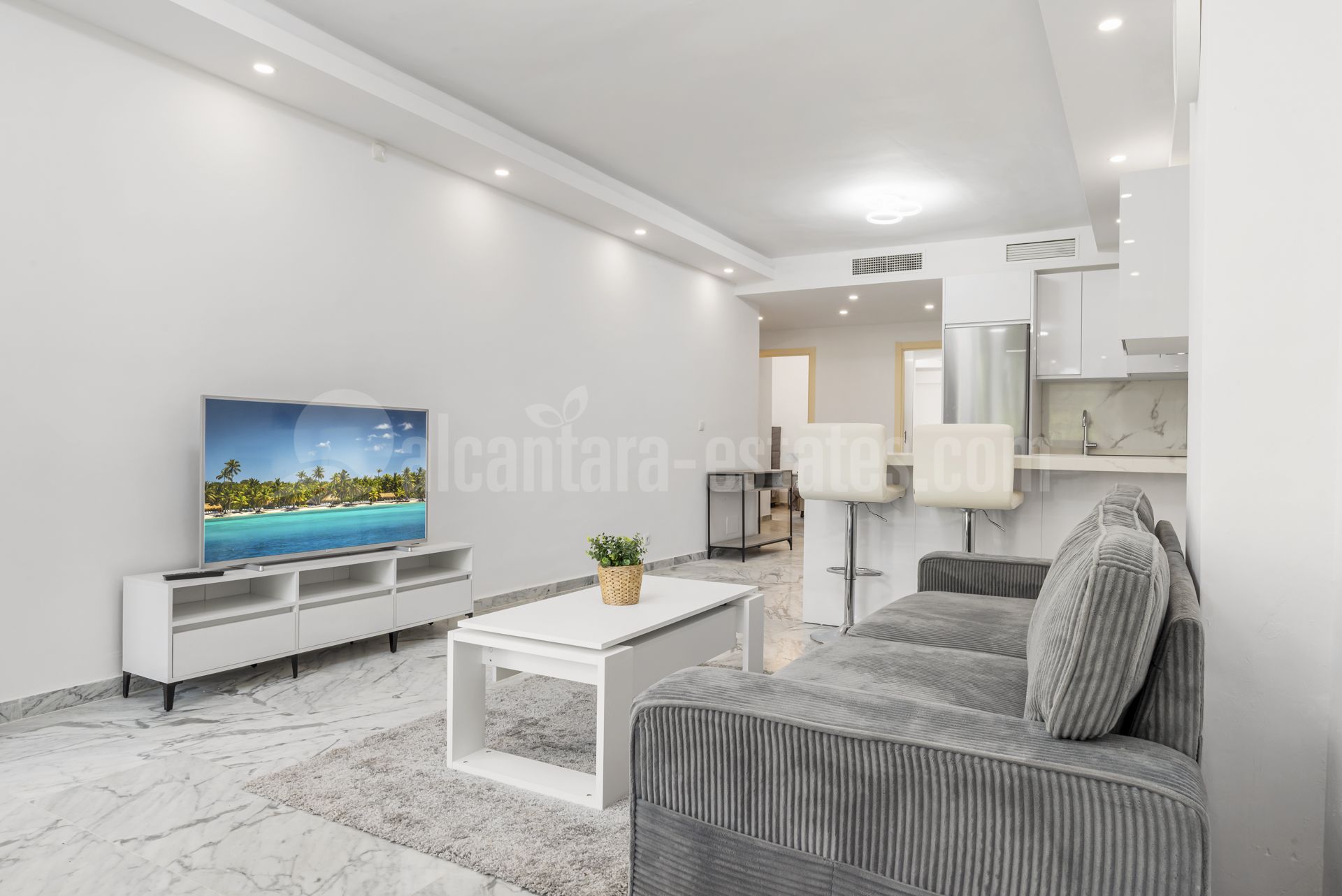 Ground Floor Apartment in Bahia de Marbella, Marbella