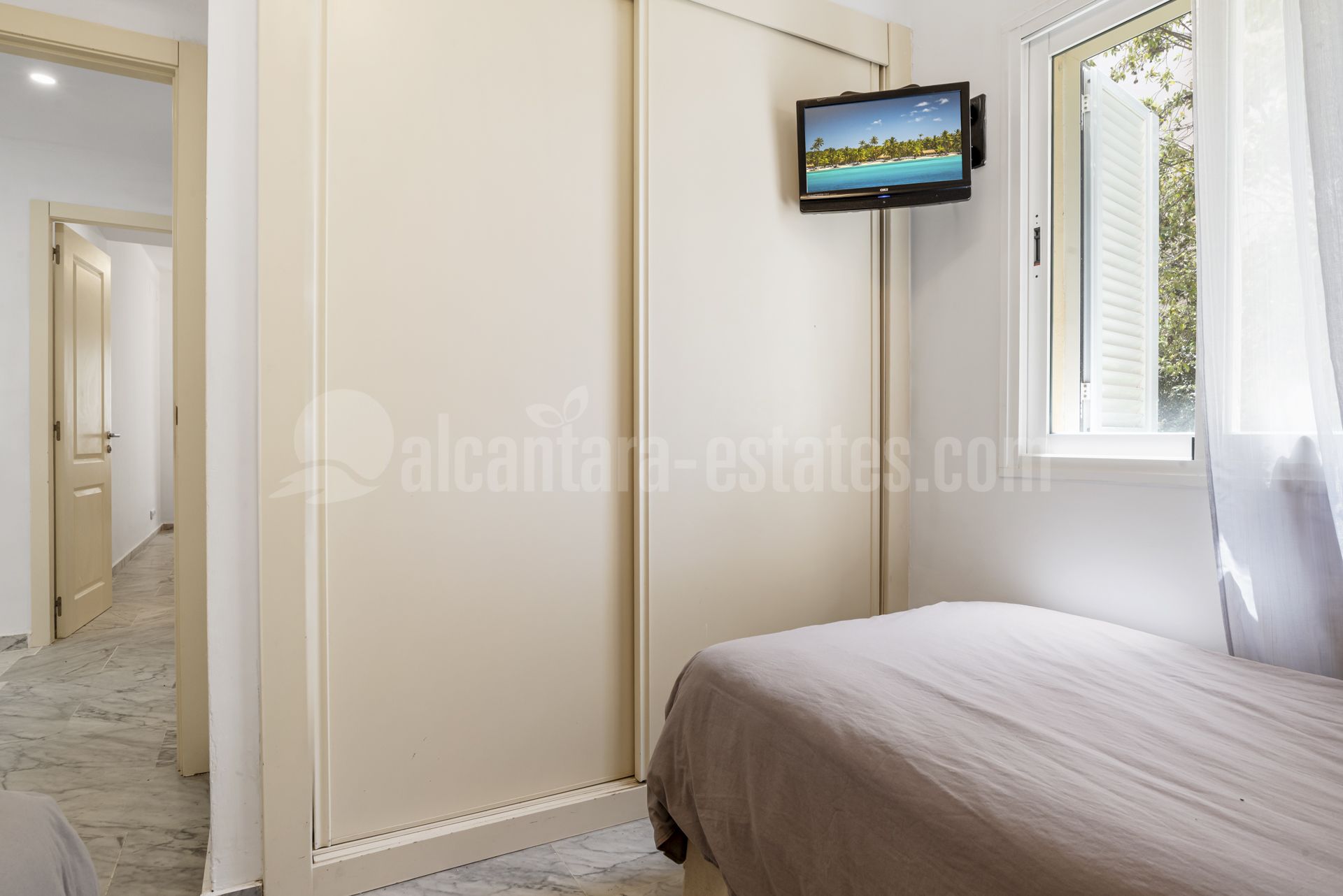 Ground Floor Apartment in Bahia de Marbella, Marbella