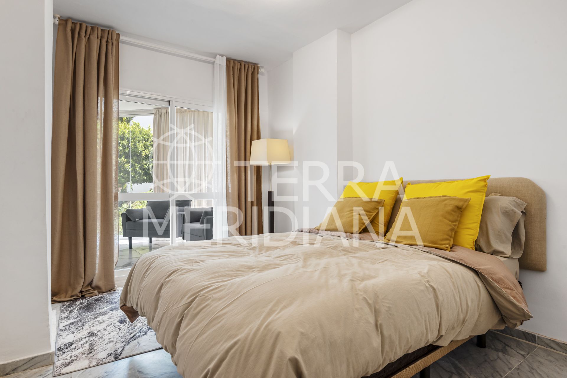 Ground Floor Apartment in Las Brisas, Marbella