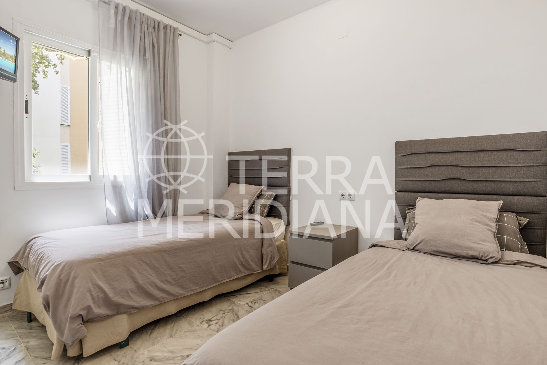 Ground Floor Apartment in Las Brisas, Marbella