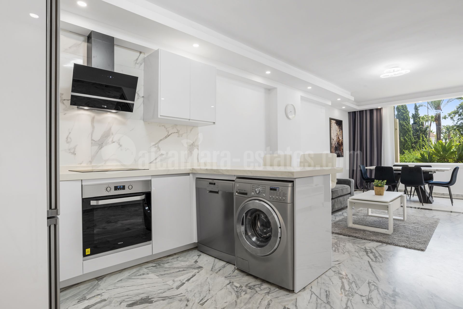 Ground Floor Apartment in Bahia de Marbella, Marbella