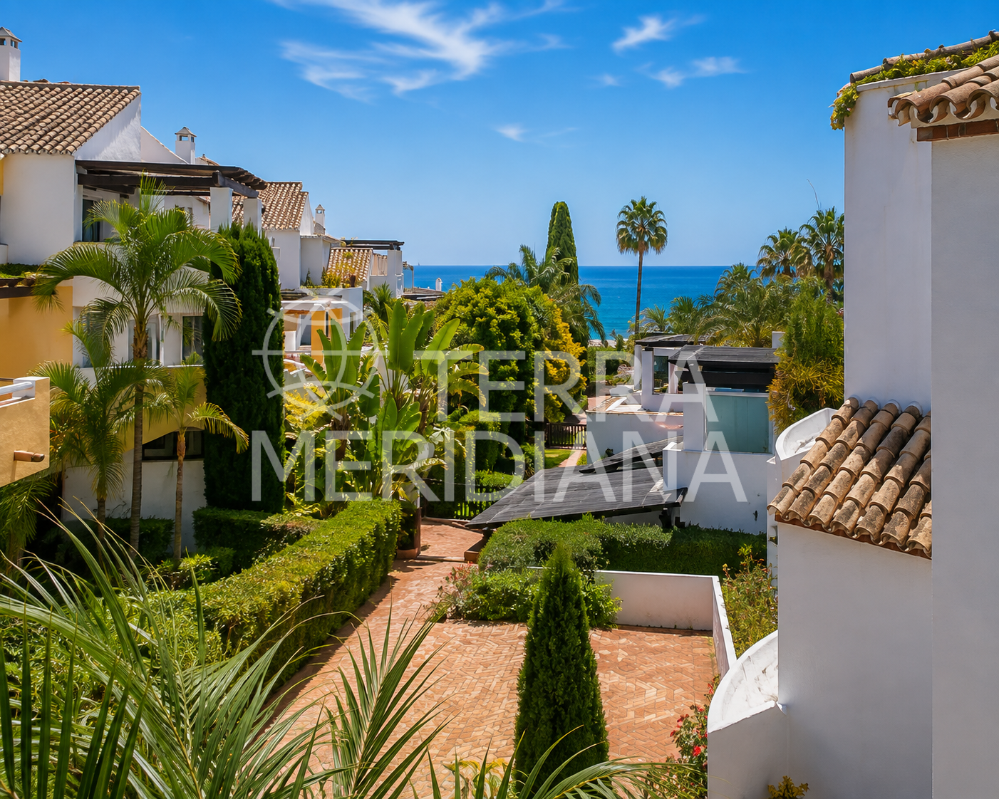 Apartment in Pueblo Mediterraneo, Marbella