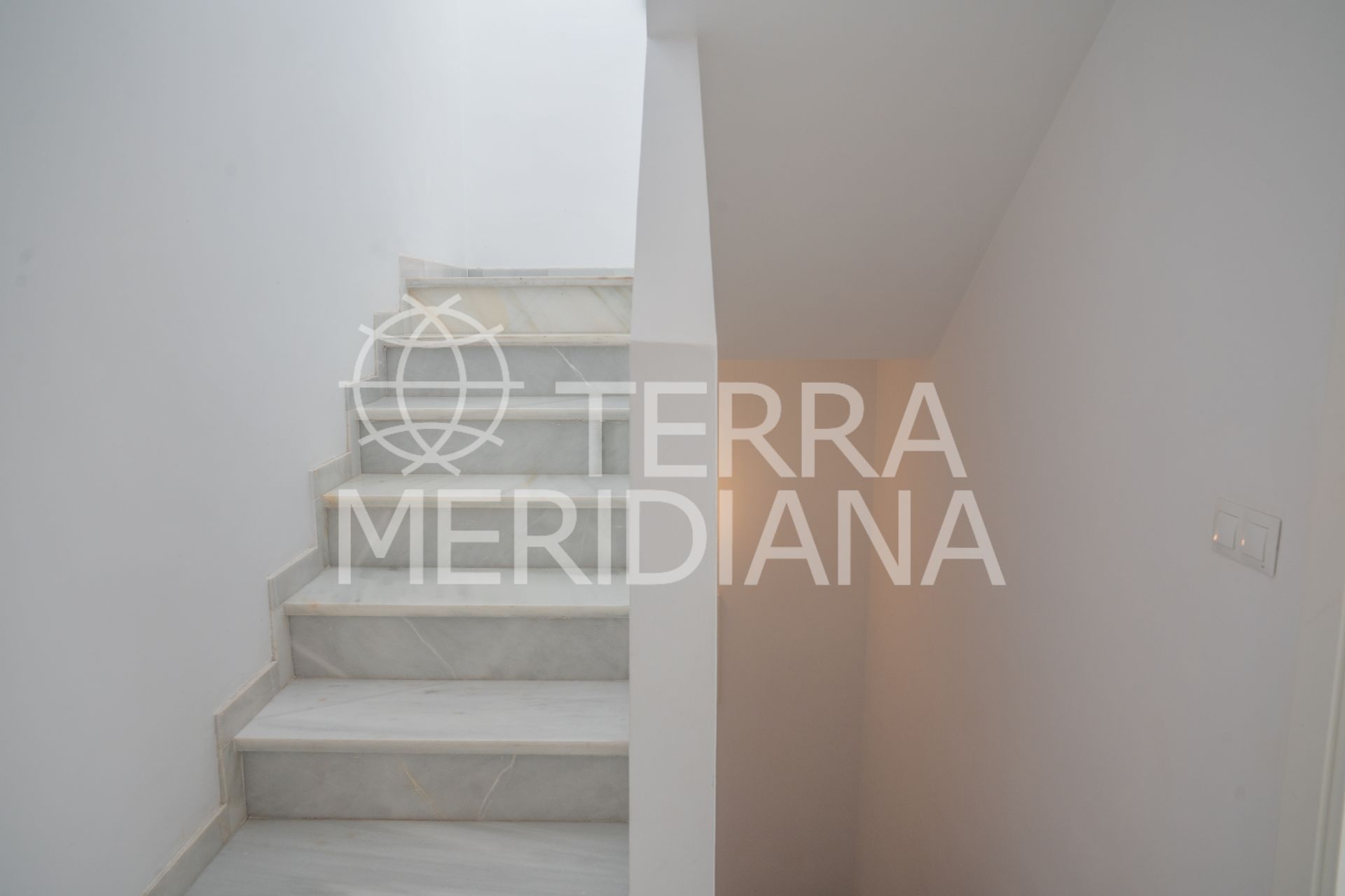 Duplex in Nueva Andalucia, Marbella