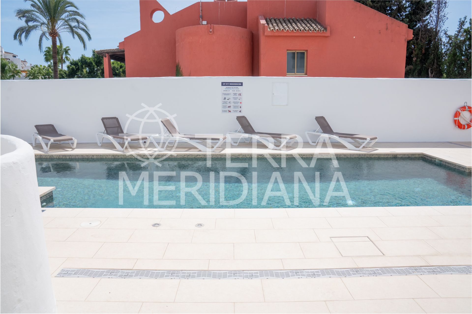 Duplex in Nueva Andalucia, Marbella