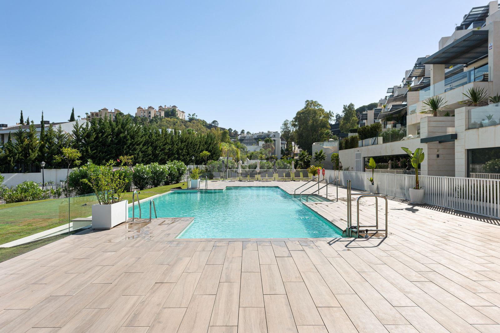 Ground Floor Apartment in La Quinta, Benahavis