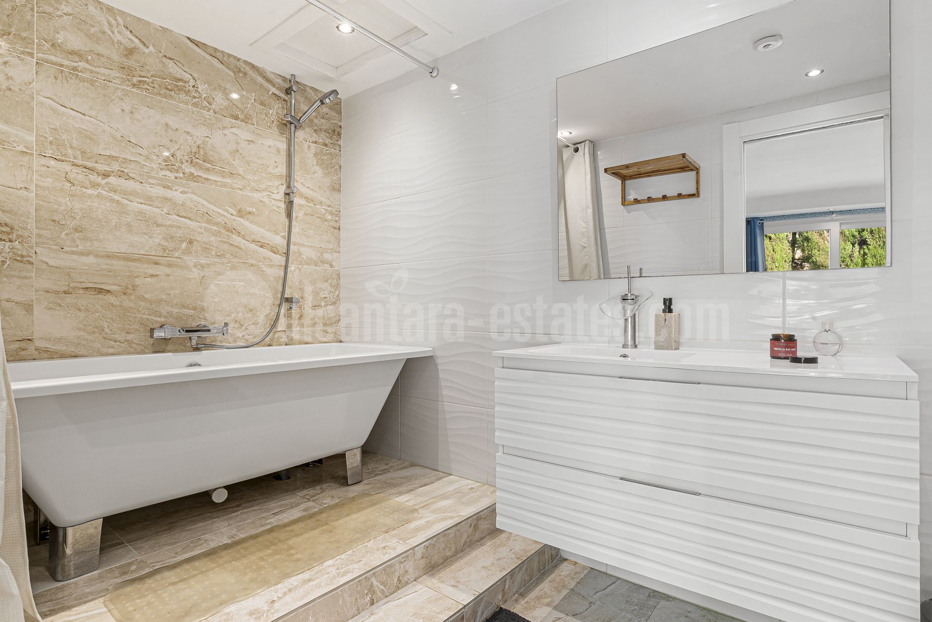 House in Marbella East, Marbella