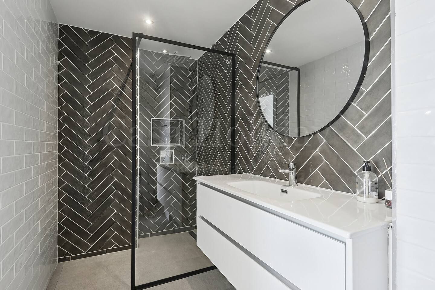 Apartamento en Nueva Andalucia, Marbella