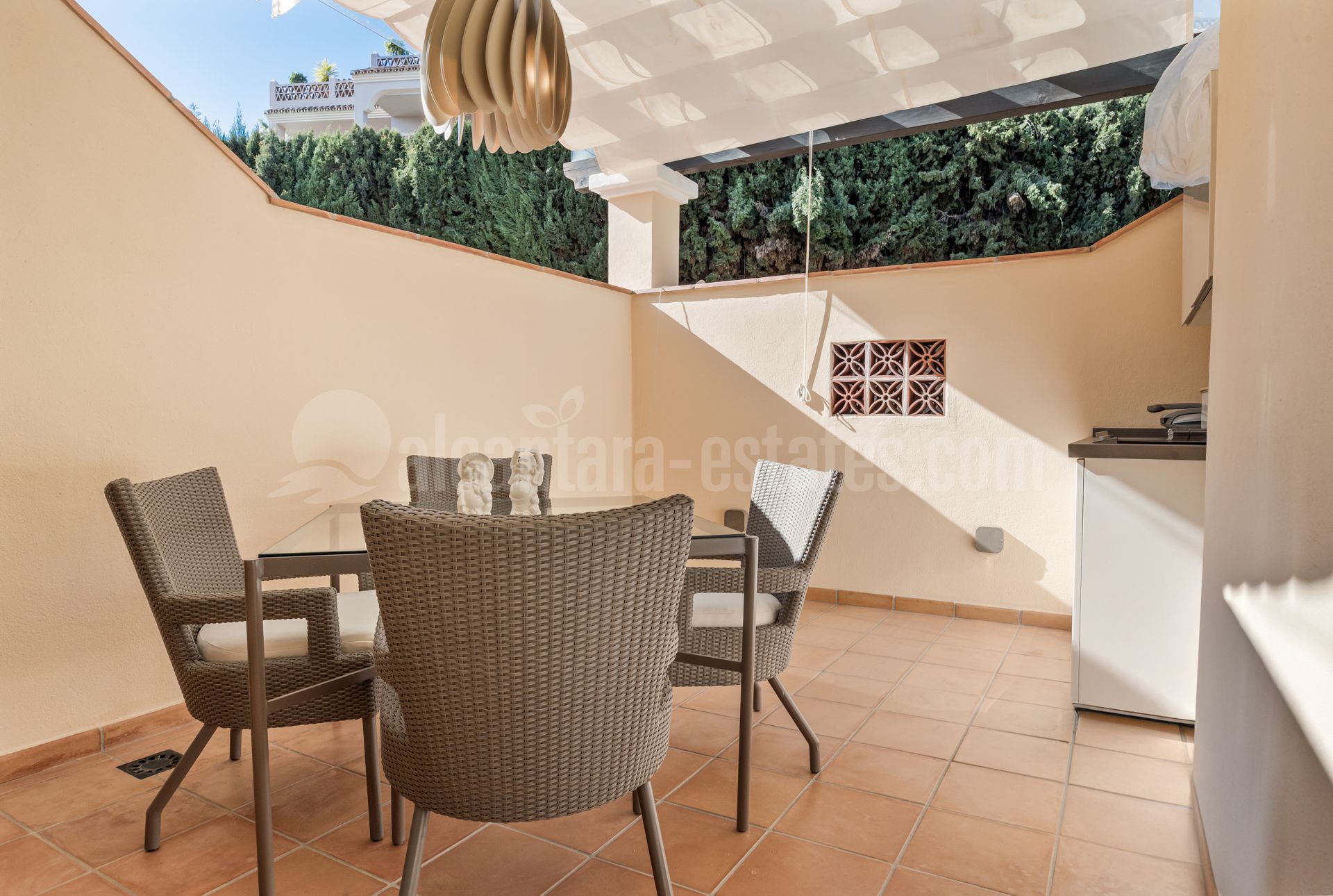 Atico Duplex en Los Almendros, Benahavis