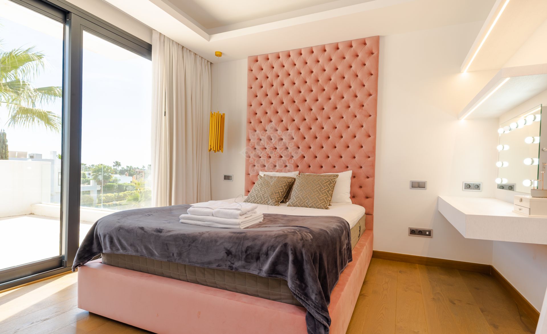 Villa in Nueva Andalucia, Marbella