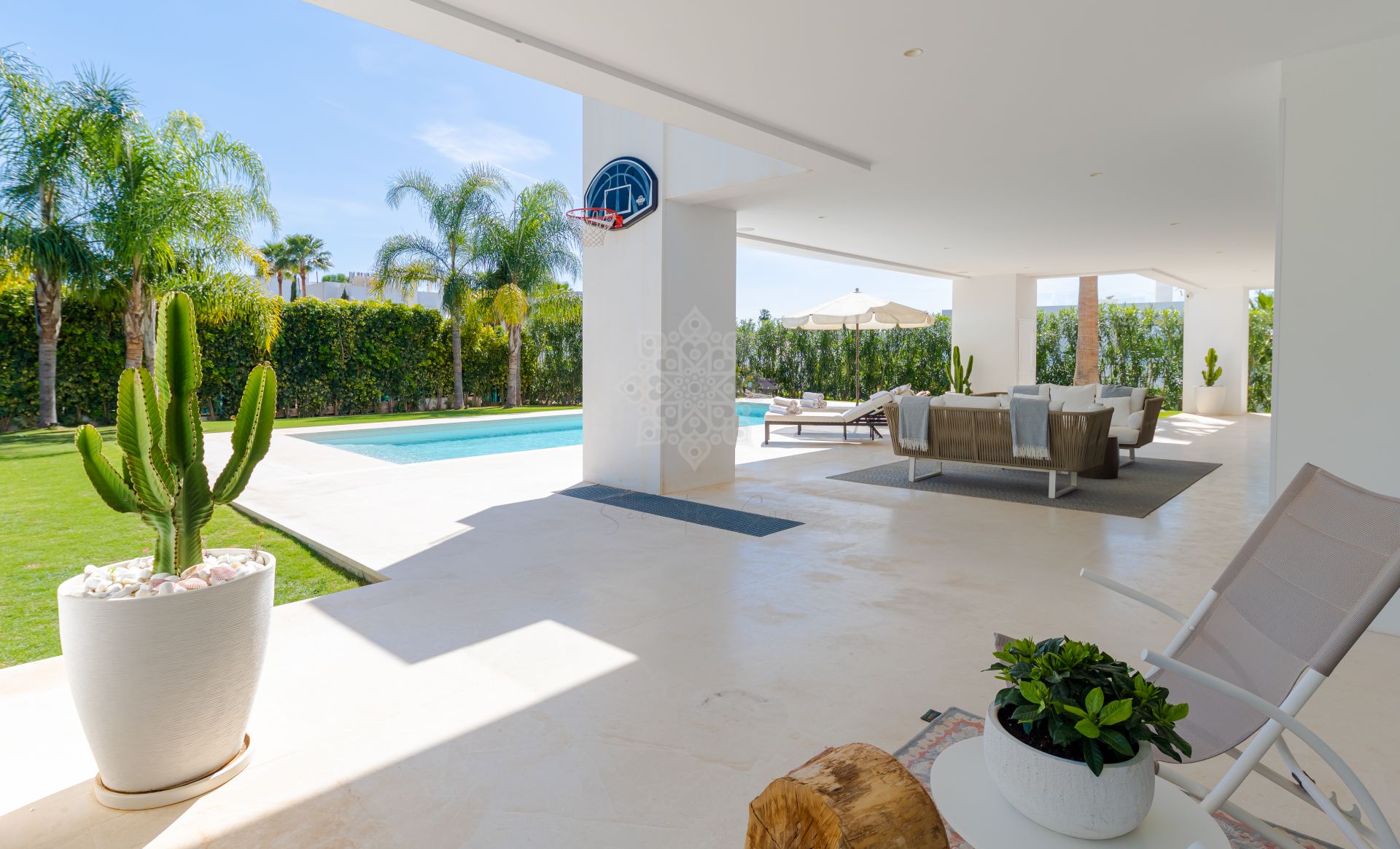 Villa in Nueva Andalucia, Marbella