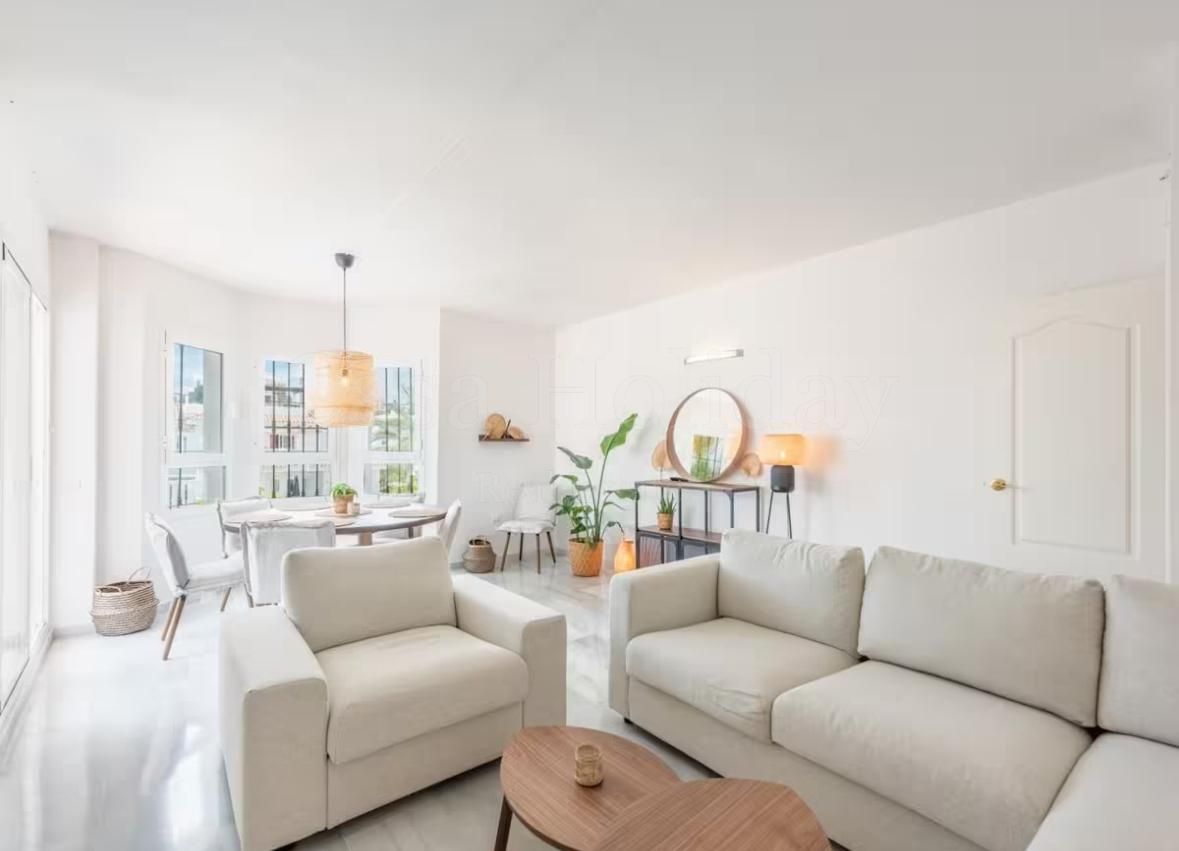 Penthouse in Los Naranjos de Marbella, Marbella