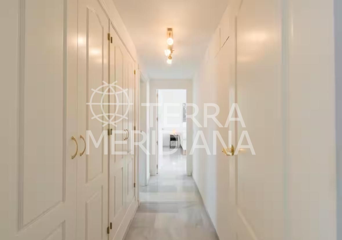 Penthouse in Los Naranjos de Marbella, Marbella