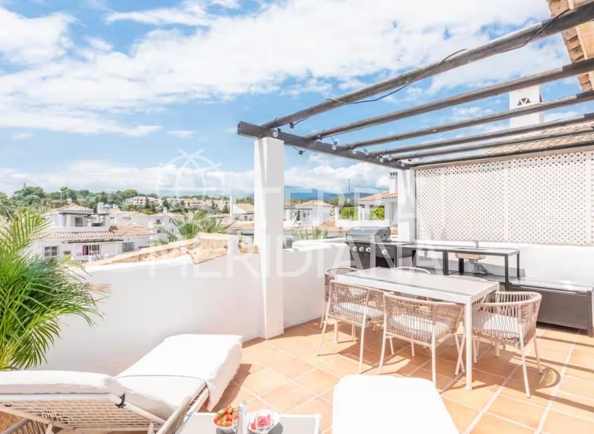Penthouse in Los Naranjos de Marbella, Marbella