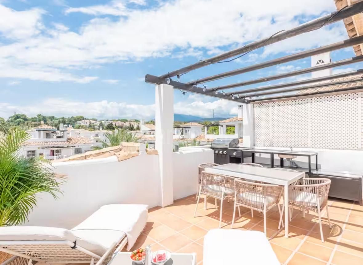 Ático en Los Naranjos de Marbella, Marbella