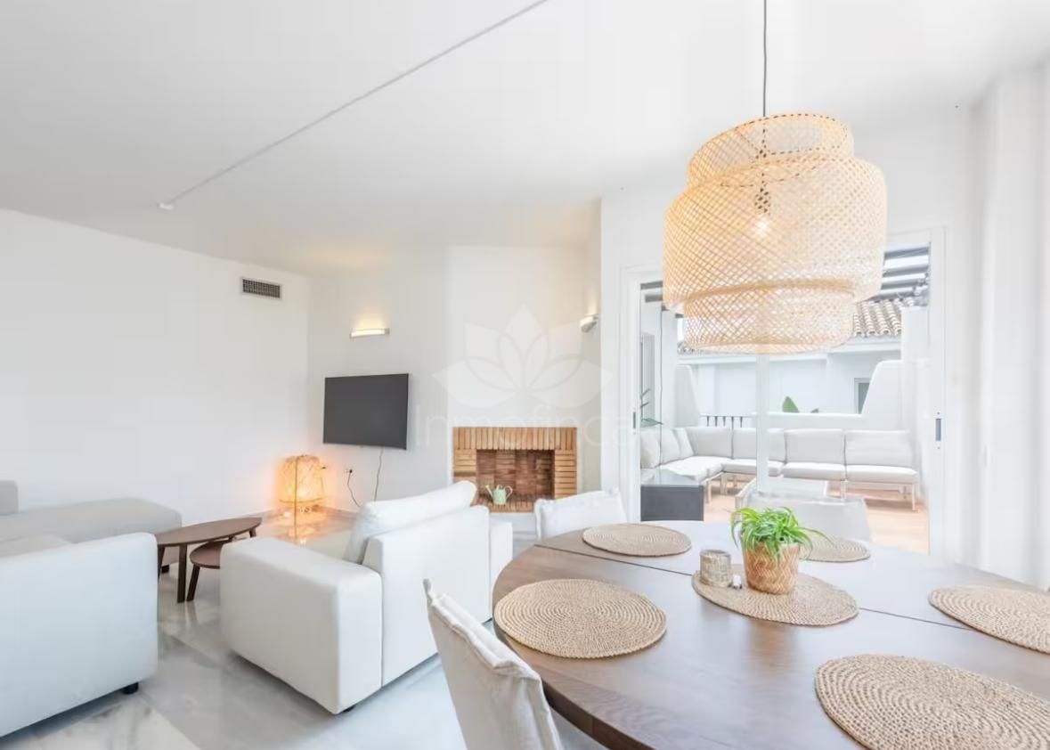 Penthouse in Los Naranjos de Marbella, Marbella